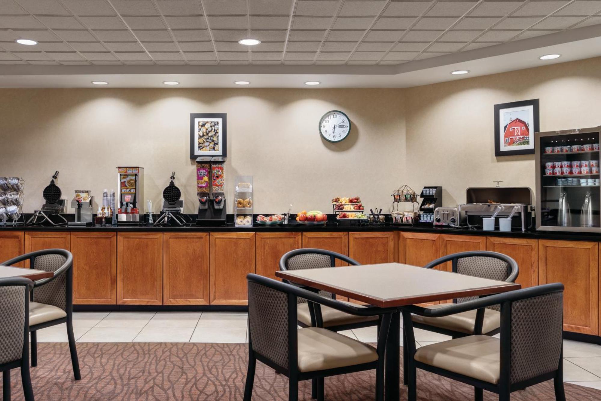 Wingate By Wyndham Louisville East Exterior foto