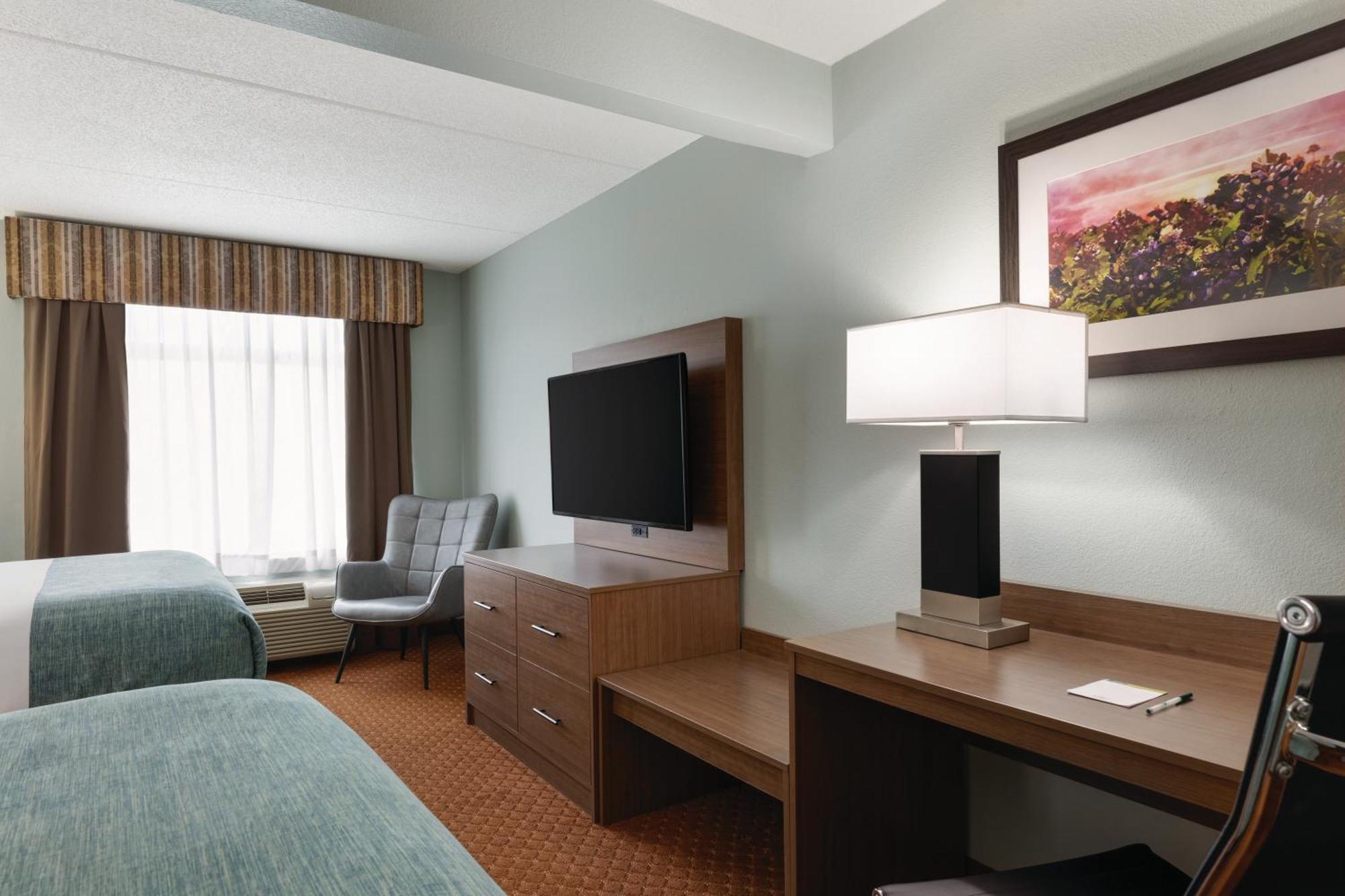 Wingate By Wyndham Louisville East Exterior foto